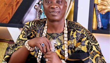 KWAM 1 Biography