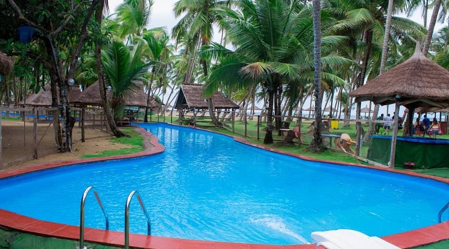 La Campagne Tropicana Beach Resort